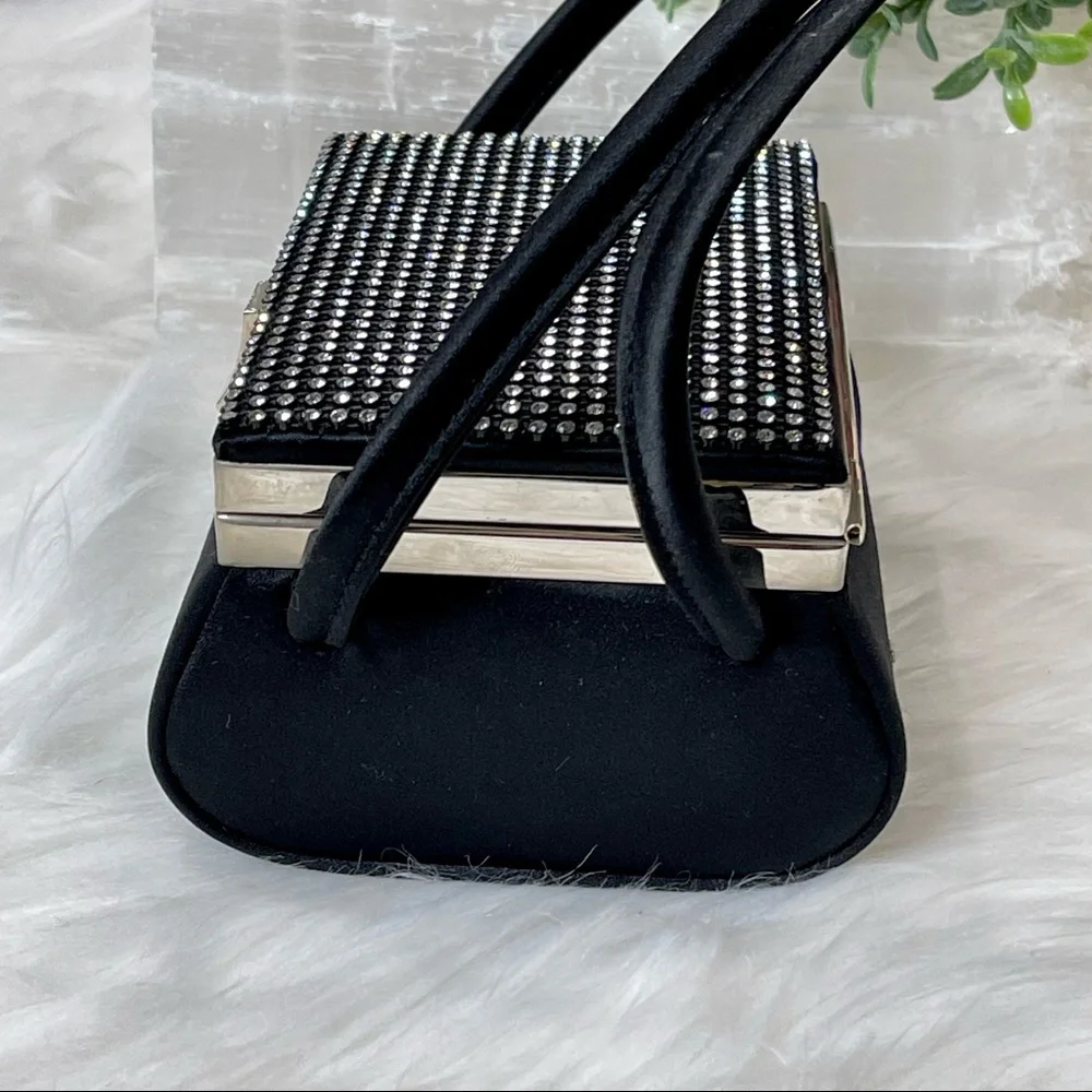 ๐๐SOLD๐๐LA REGALE EVENING BAG vintage UNIQUE CRYSTAL topped SQUARE shaped - Picture 13 of 14